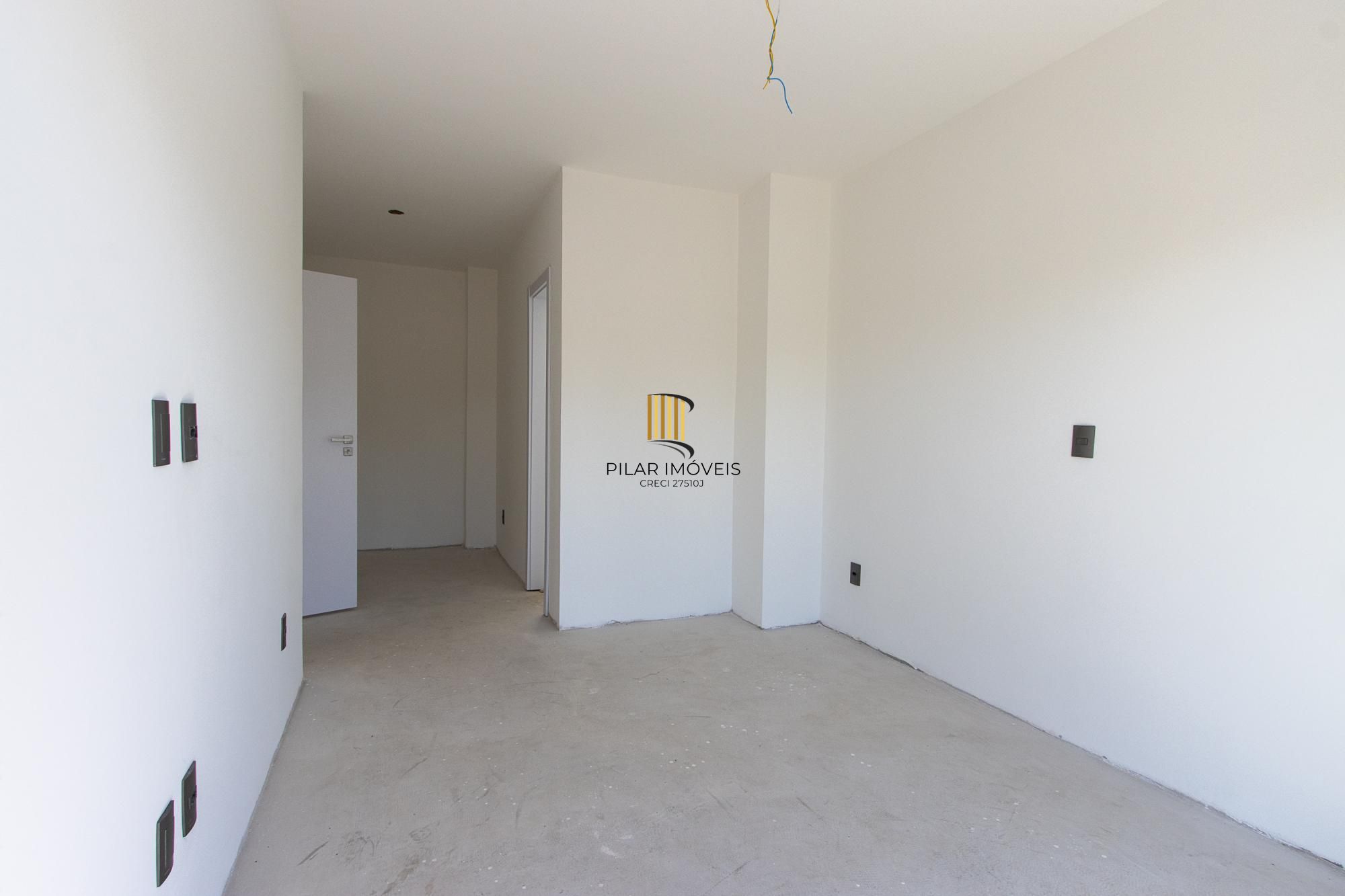 Casa em condomínio com conforto e exclusividade no bairro Tristeza