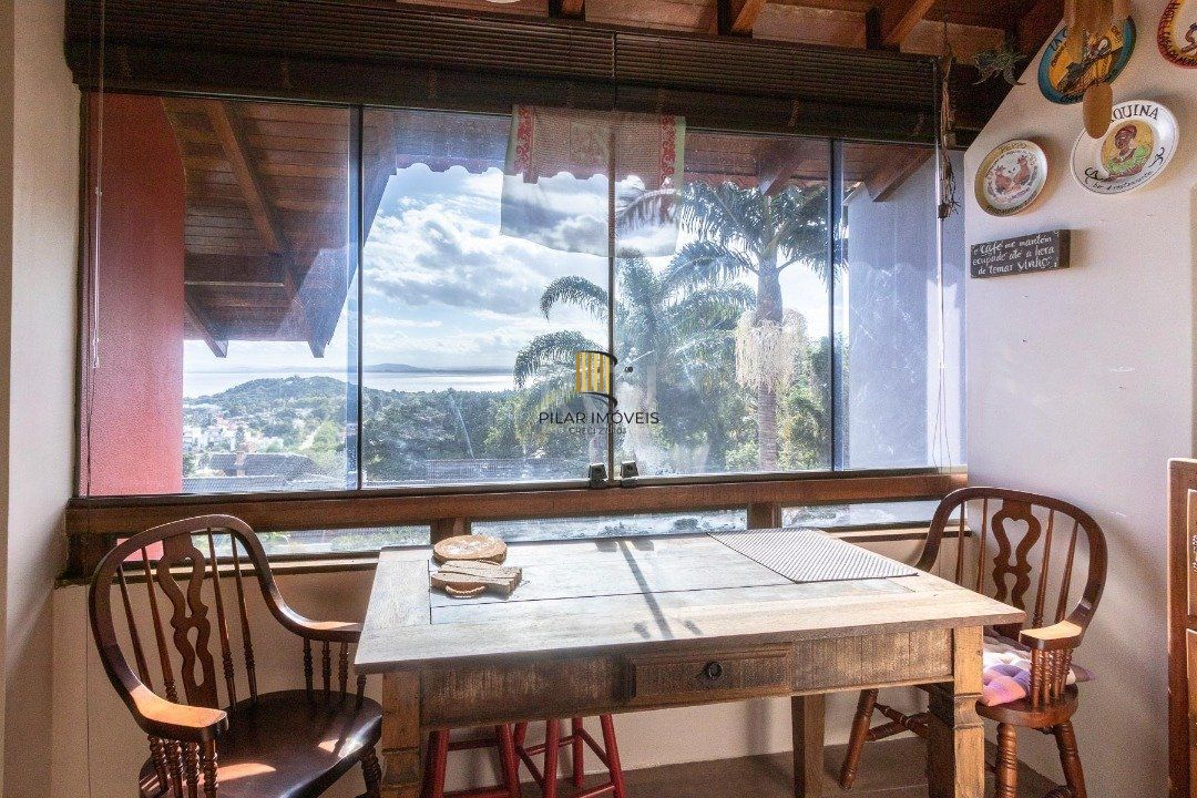 Casa para Venda - 226.96m², 3 dormitórios, sendo 2 suites, 3 vagas - Jardim Isabel