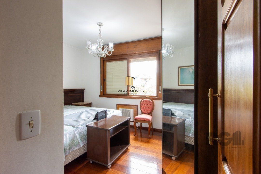 Apartamento semi mobiliado de 3 quartos com suíte no bairro Tristeza junto ao Colégio Mãe de Deus
