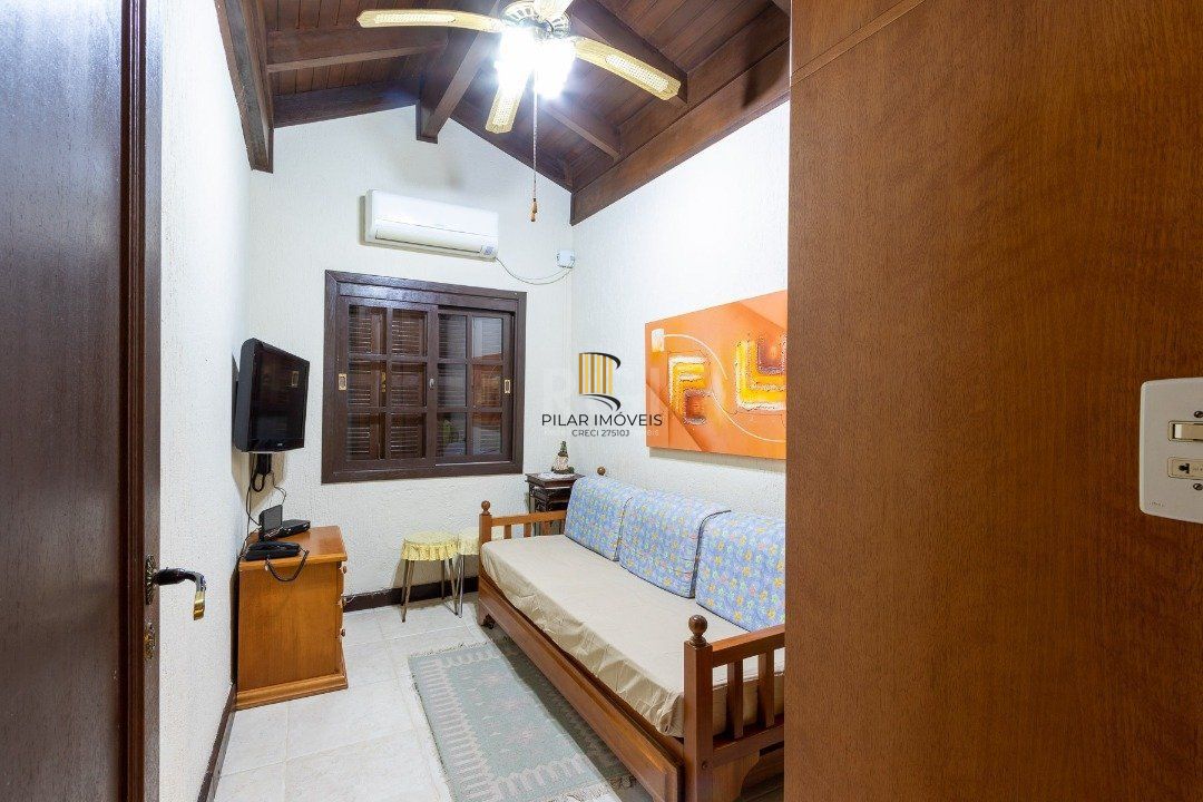 Casa para Venda - 430m², 4 dormitórios, sendo 2 suites, 4 vagas - Vila Assunção