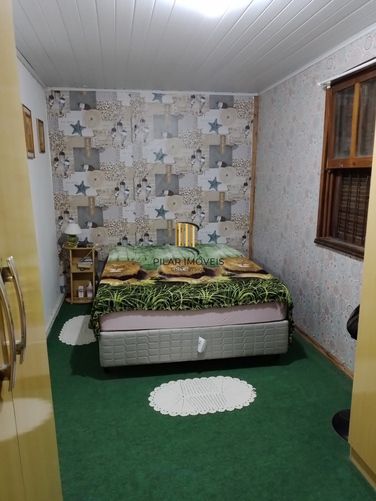 Casa 4 dormitórios no bairro Vila Nova