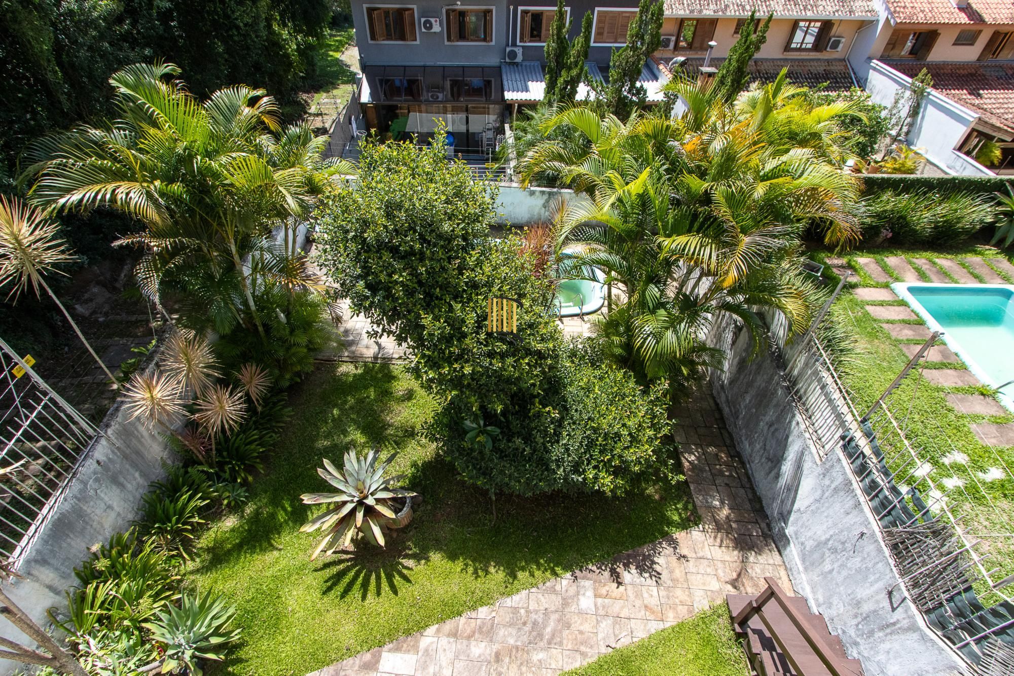 Casa à venda no Altos do Ipê no Bairro Espirito Santo.