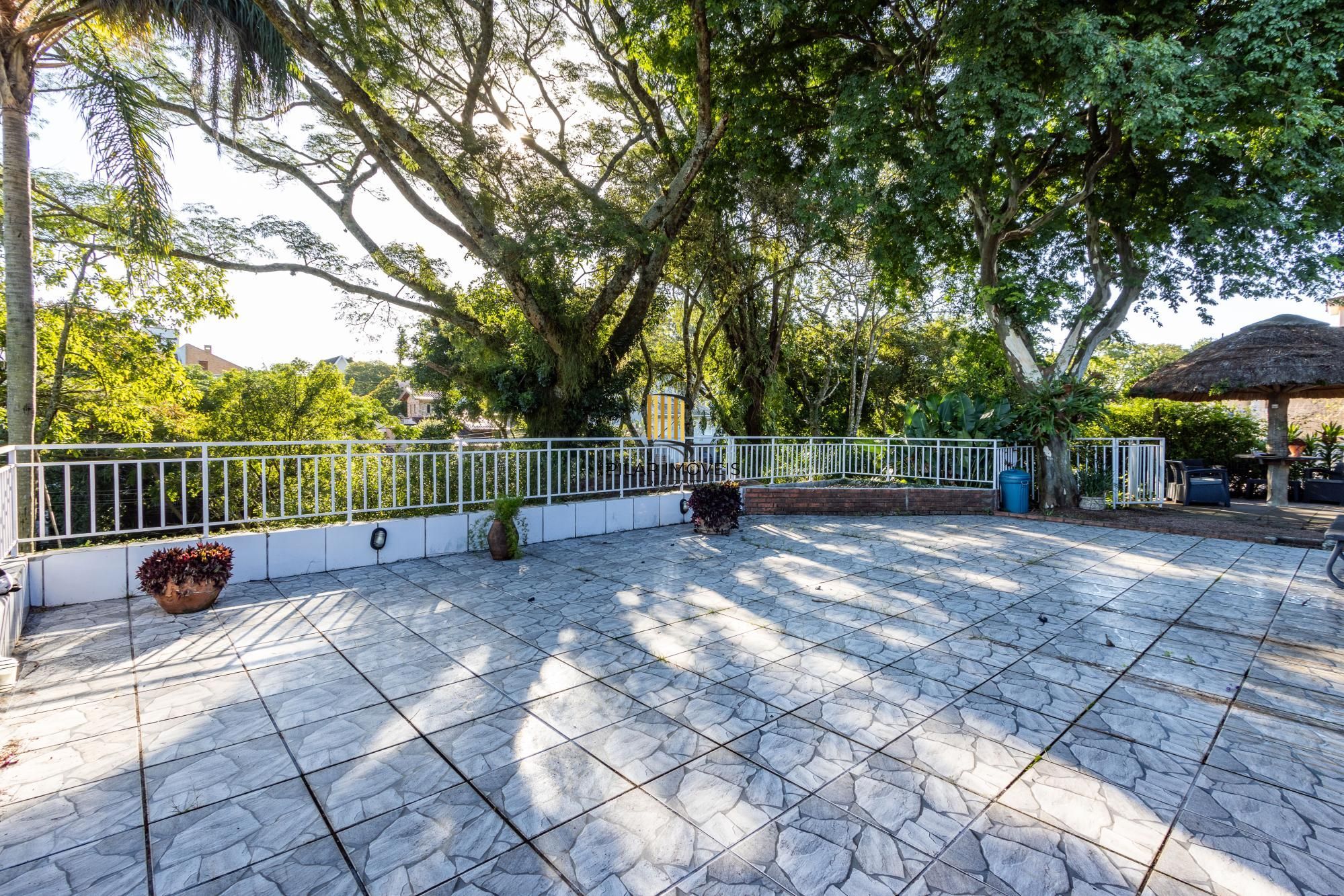 Casa de Condomínio 4 dormitórios no bairro Cavalhada