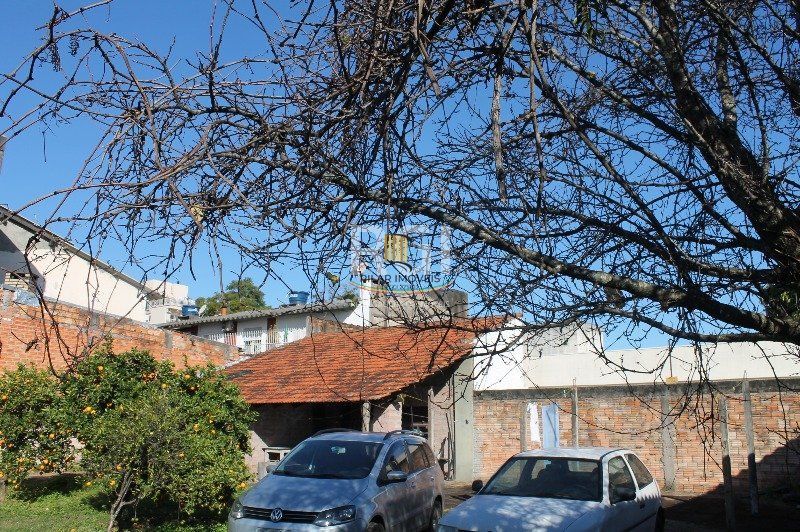 Casa para Venda - 220m², 4 dormitórios, 9 vagas - Cristal