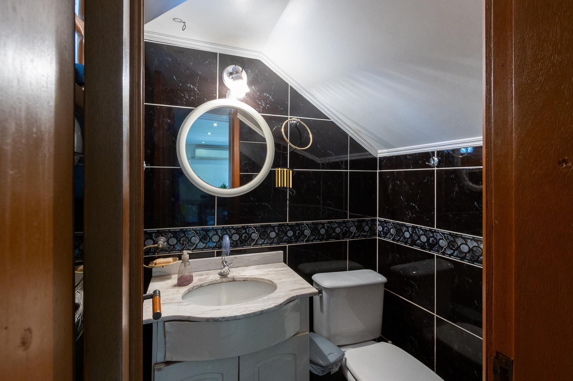 Casa 3 dormitórios no bairro Espírito Santo