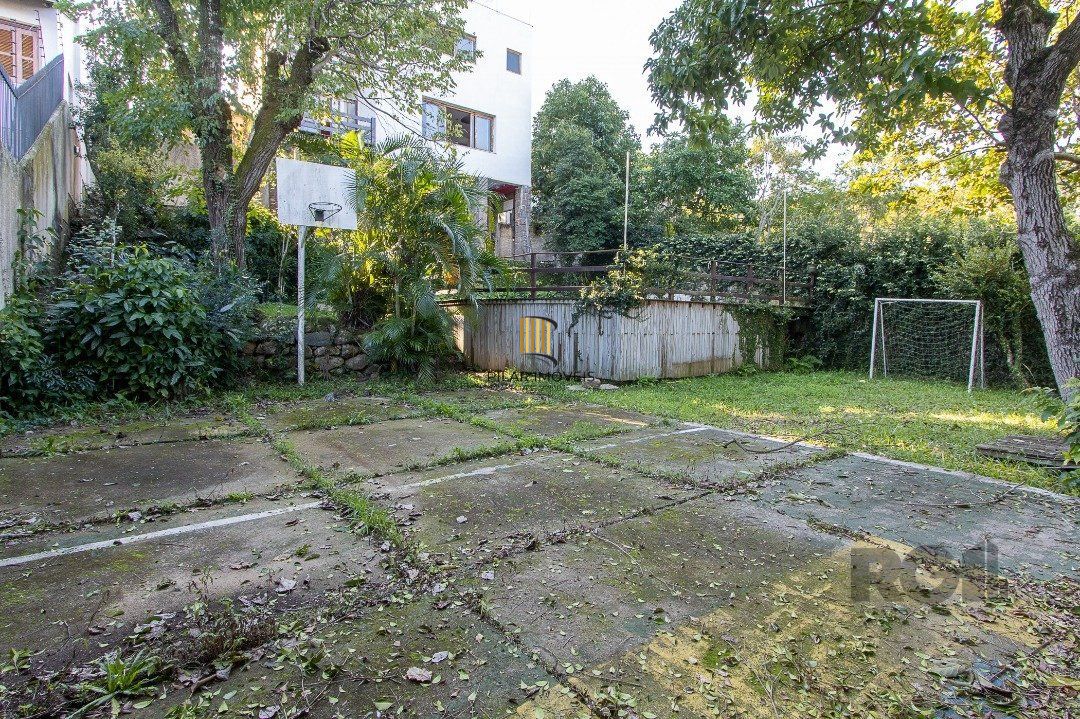 Casa para Venda - 380m², 4 dormitórios, sendo 1 suites, 4 vagas - Vila Assunção
