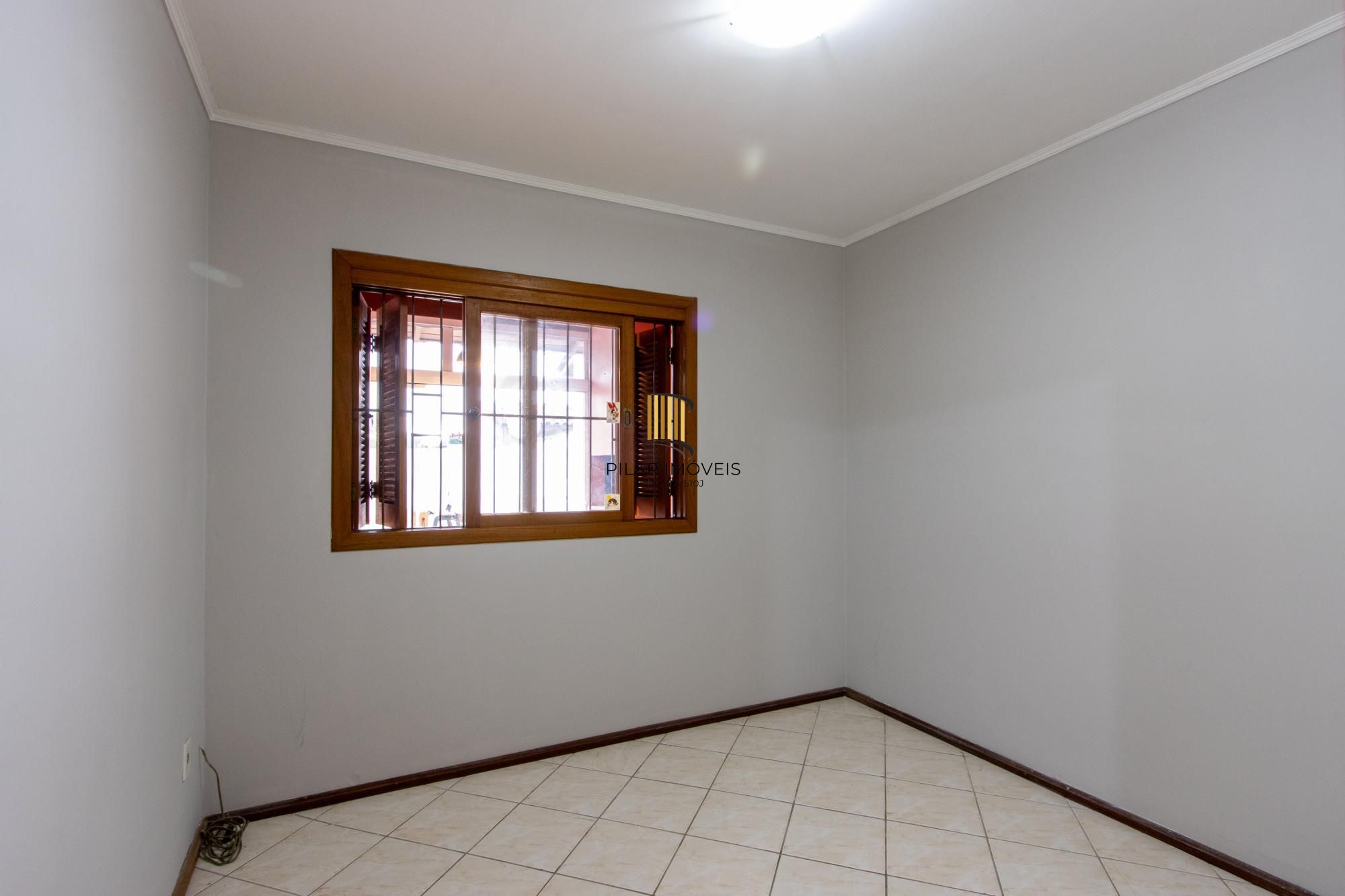 Casa térrea com 2 dormitórios I Bairro Hípica