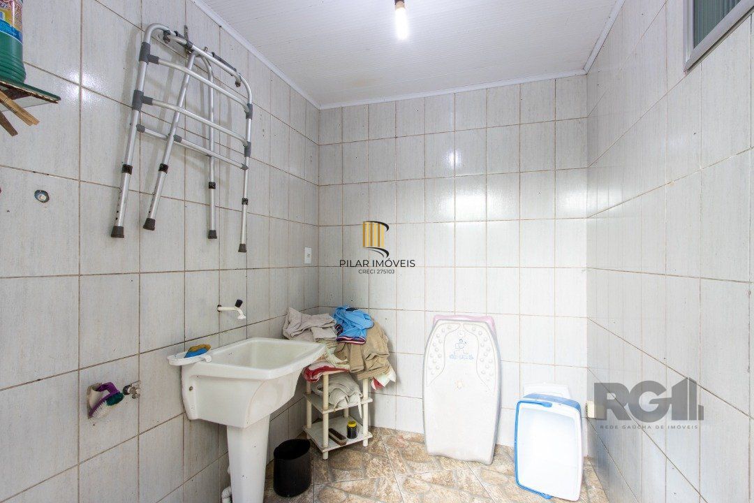Casa de Condomínio 4 dormitórios no bairro Hípica