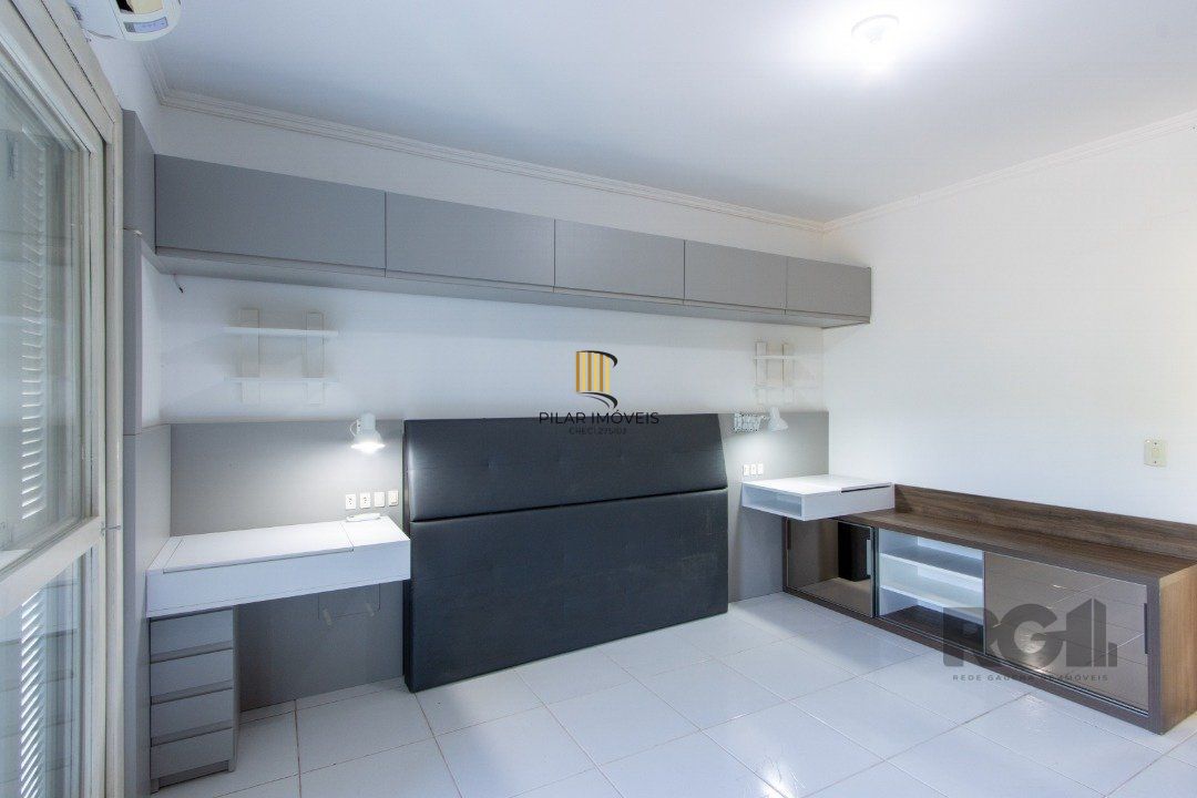 Casa 3 dormitórios no bairro Espírito Santo