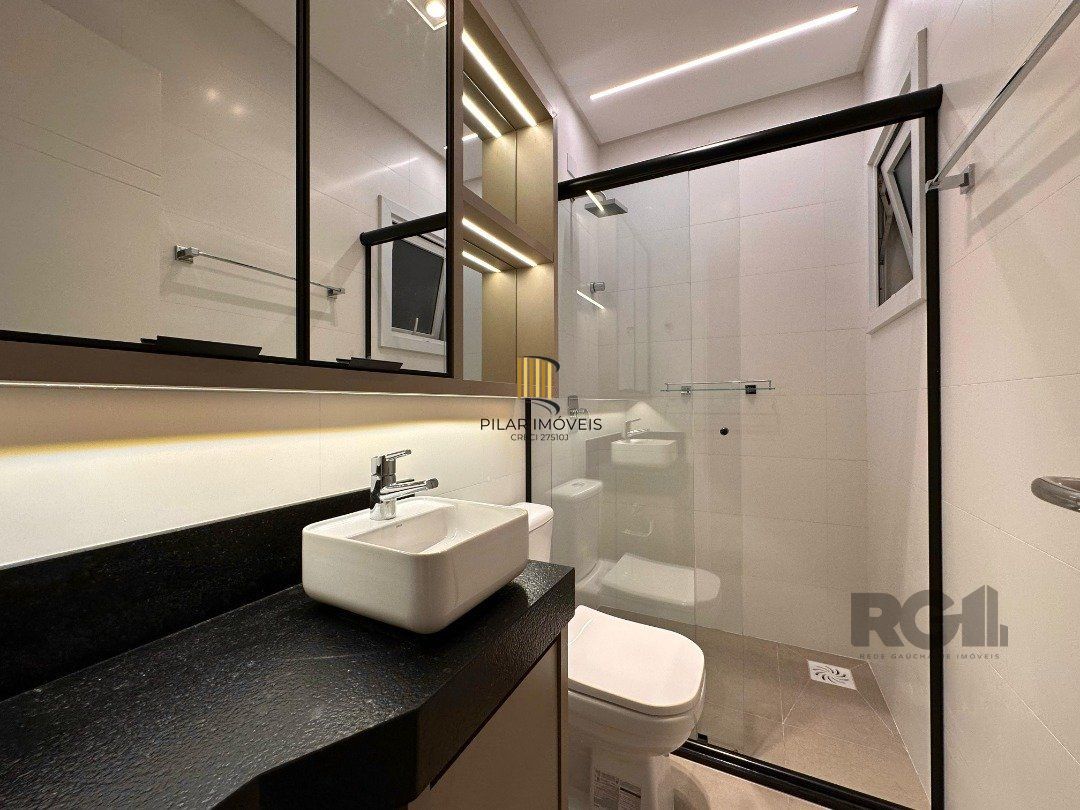 APARTAMENTO COM 02 TERRAC?OS - A? VENDA EM CAPA?O DA CANOA