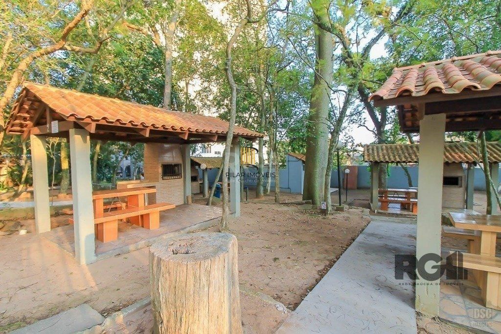 Apartamento com 3 dormitórios no  Condomínio Porto Belo