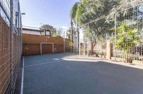Casa em condomínio com 3 dormitórios, suíte, espaço gourmet.