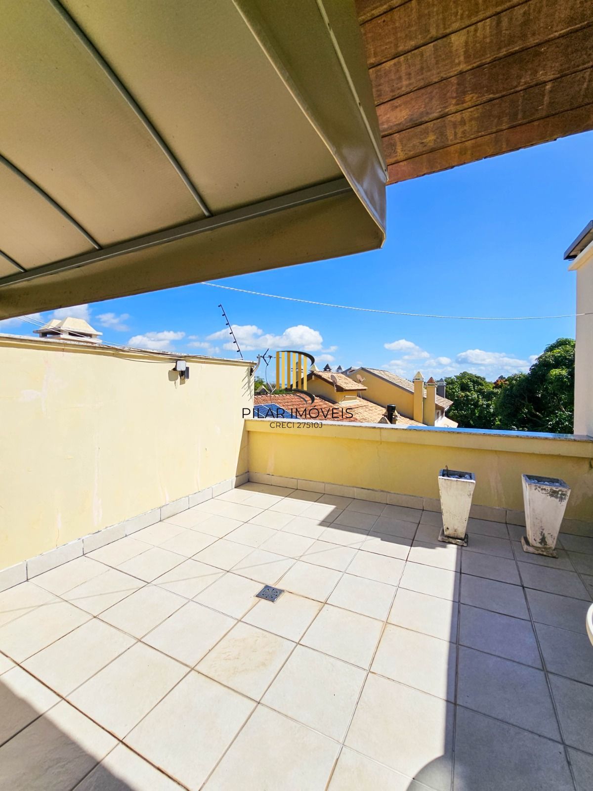 Casa 3 dormitórios no bairro Tristeza