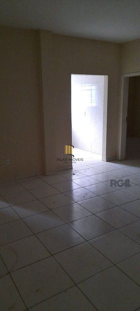 Oportunidade Imperdível: Prédio com 4 Apartamentos, Pátio e 2 Vagas de Garagem