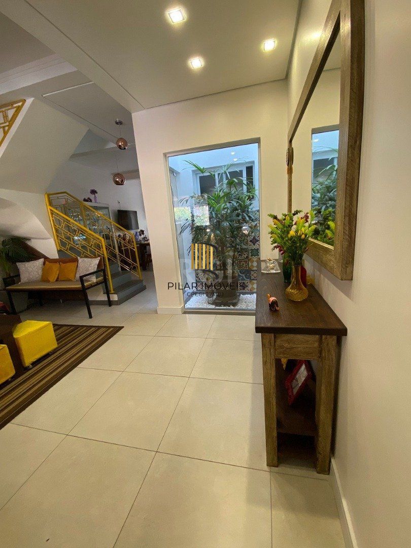 Casa Condominio para Venda - 220.89m², 3 dormitórios, sendo 1 suites, 2 vagas - Tristeza