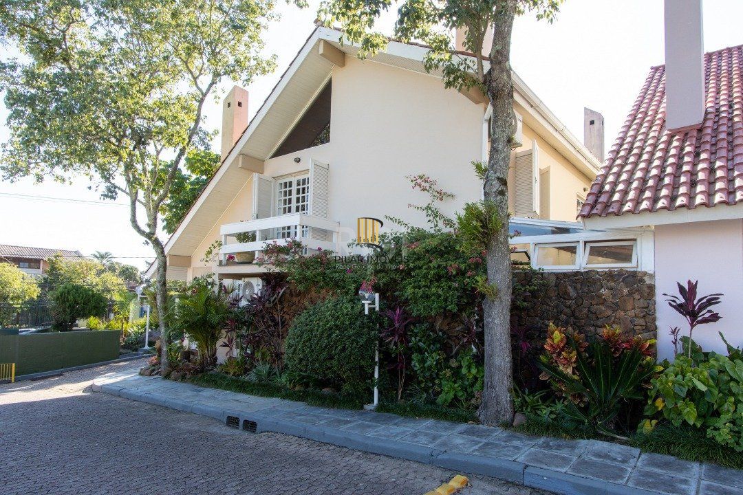 Casa de Condomínio 3 dormitórios no bairro Vila Conceição