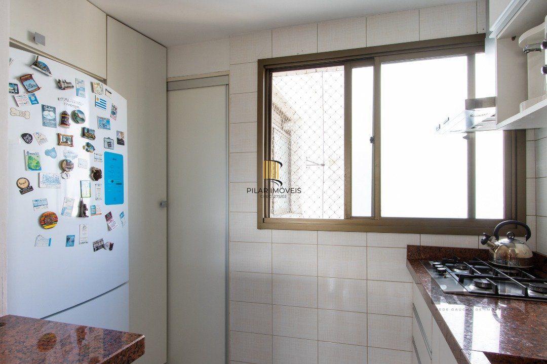Apartamento com 3 dormitórios. sendo 1 site