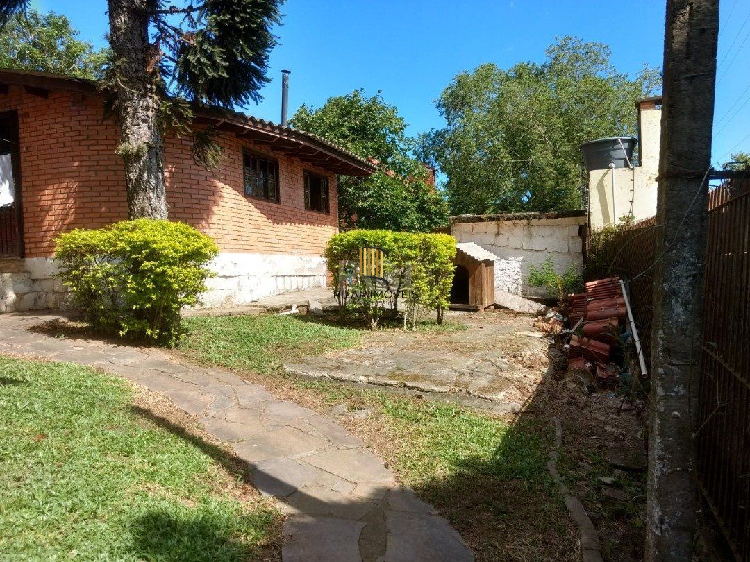 Casa para Venda - 250m², 3 dormitórios, sendo 1 suites, 4 vagas - Taruma