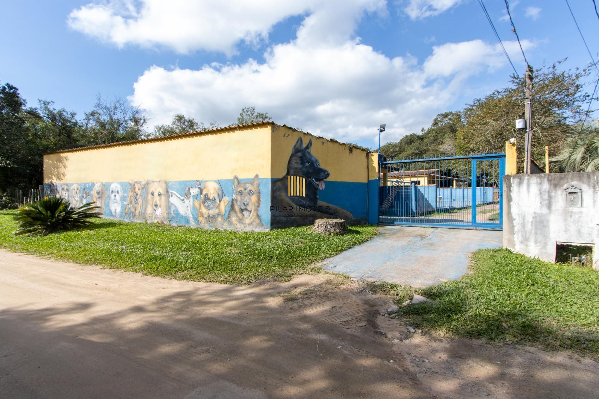 Sitio com área de 1.800m², Residencial e Comercial - Bairro Belem Novo - Porto Alegre