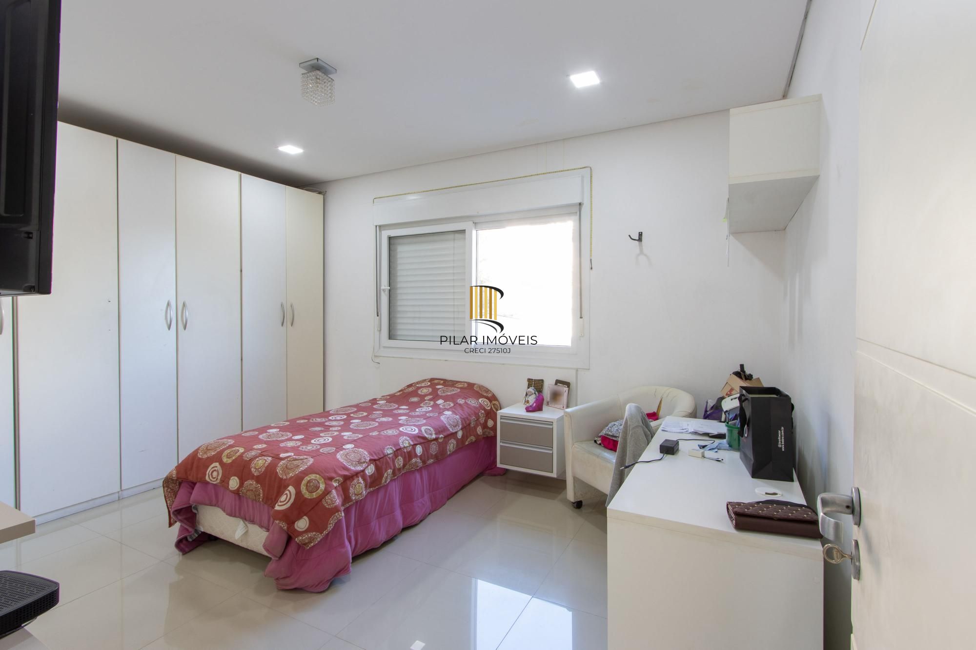 Casa em Condomínio à Venda | 282m² | 3 Suítes | 2 Vagas | Bairro Nonoai - Porto Alegre