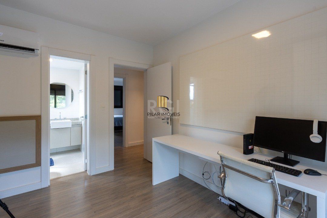 Apartamento 3 dormitórios no bairro Pedra Redonda
