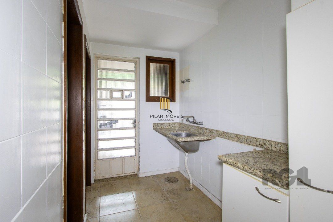 Casa de 3 dormitórios no Jardim Isabel com vista para o Guaíba.
