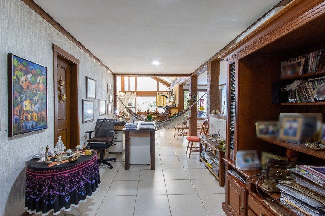 Casa de Condomínio 3 dormitórios no bairro Belém Novo