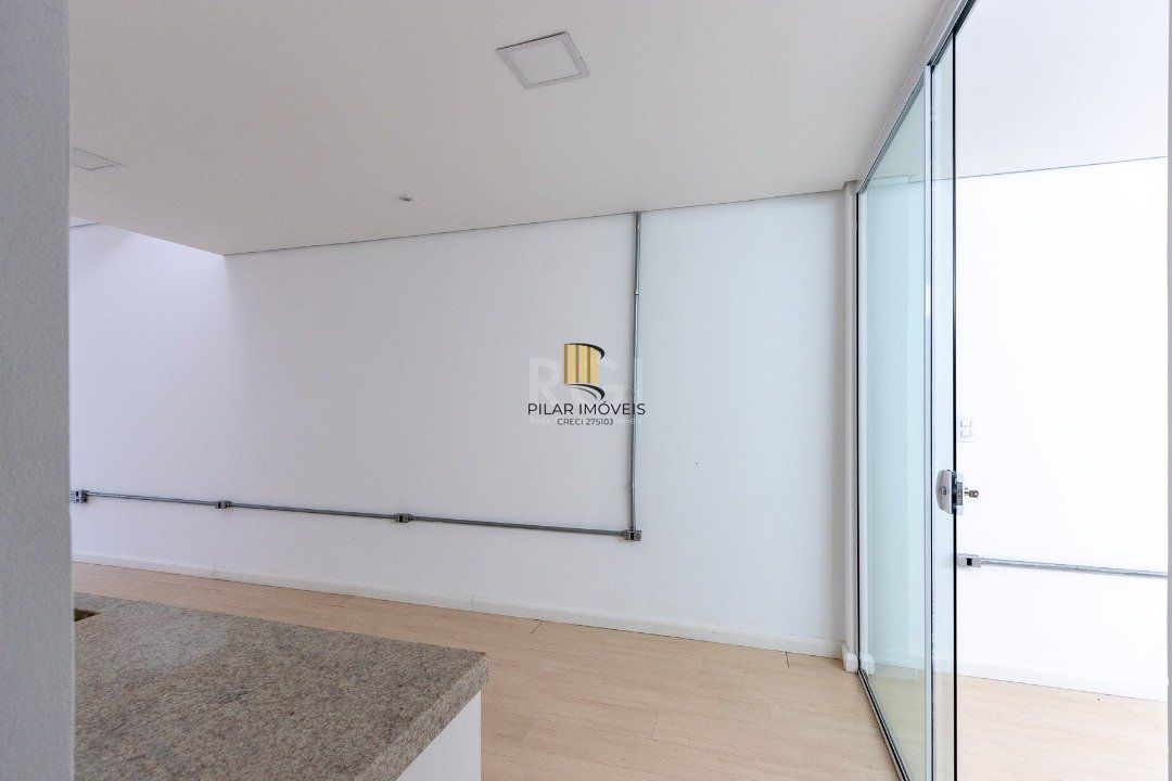 Conjunto/Sala para Venda - 83.48m², 0 dormitórios, Cidade Baixa