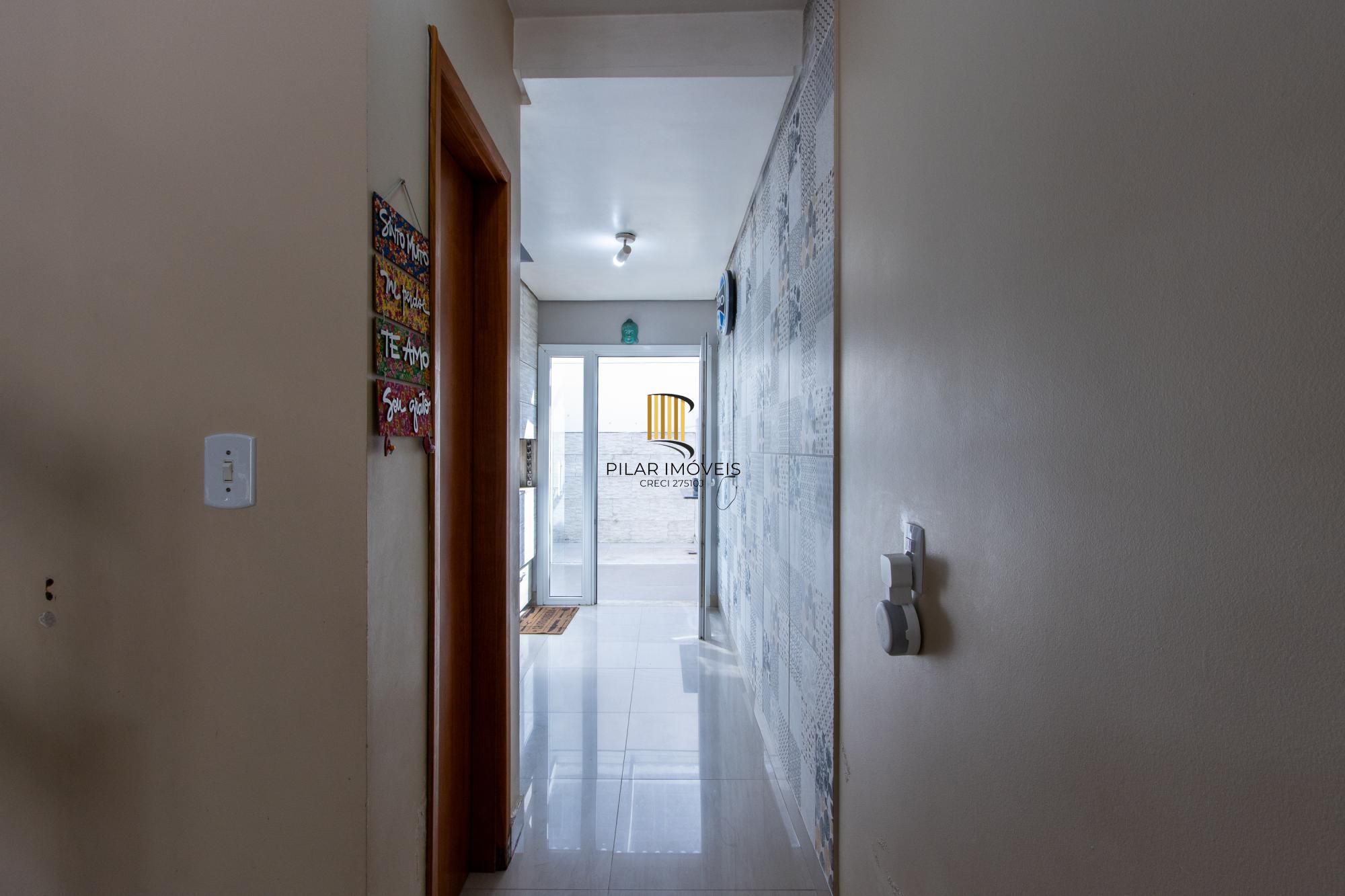 Casa em condomínio no bairro Aberta dos Morros