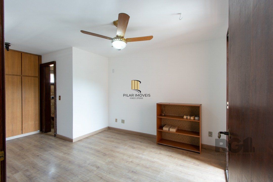 Casa para Venda - 205.5m², 3 dormitórios, sendo 2 suites, 3 vagas - Vila Nova
