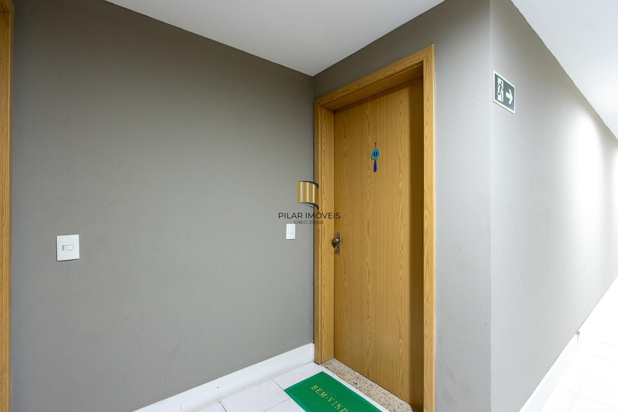 Apartamento com dois quartos e dois banheiros Zona Sul