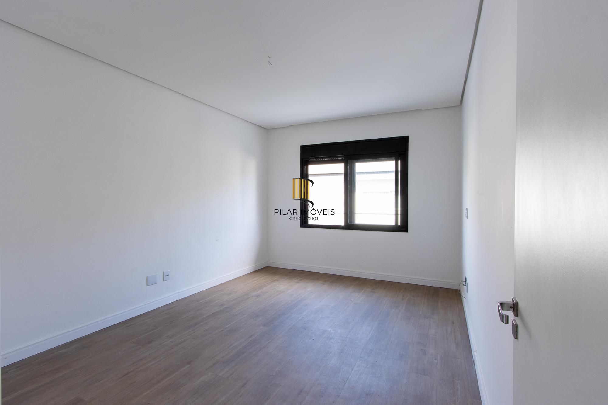 Casa de condomínio, 3 dormitórios, 3 suítes.