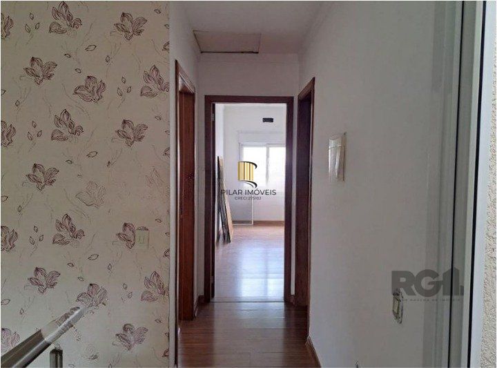 Casa 3 dormitórios no bairro Costa e Silva