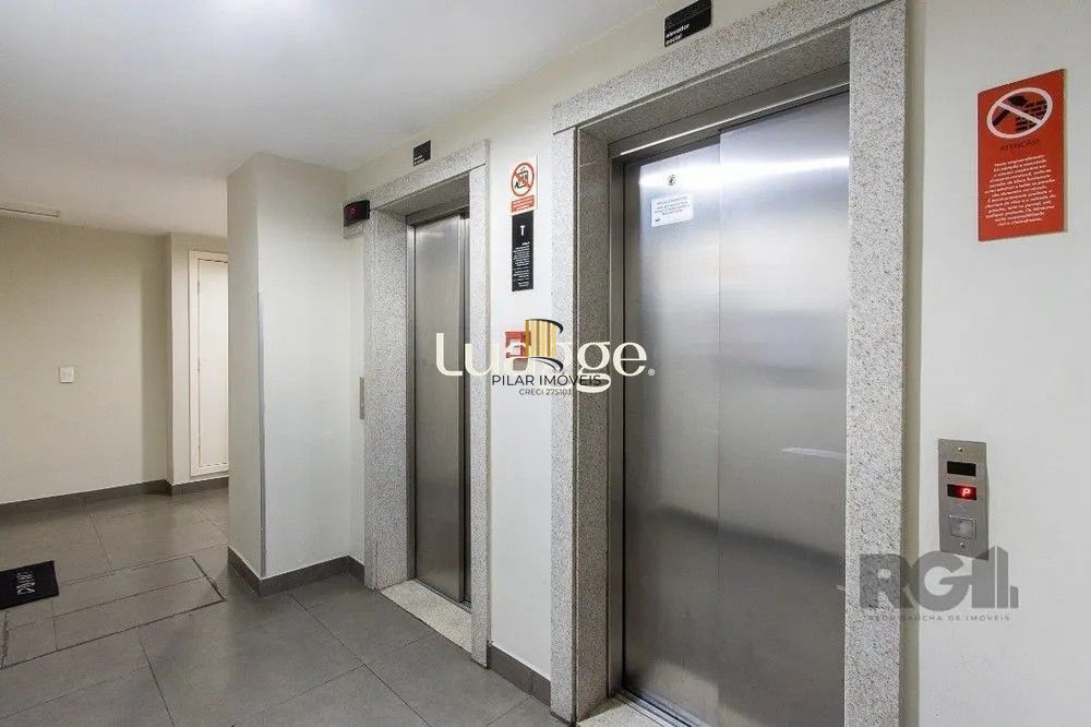 Apartamento de 3 dormitórios, 1 suíte e 2 vagas de garagem.