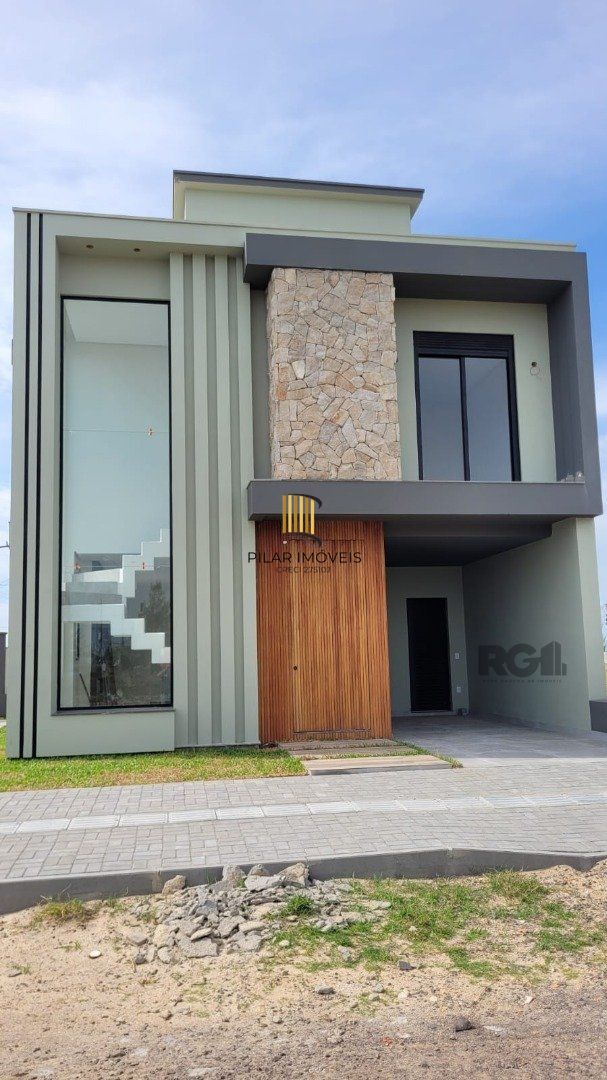 Casa 3 dormitórios no bairro Praia da Conceição