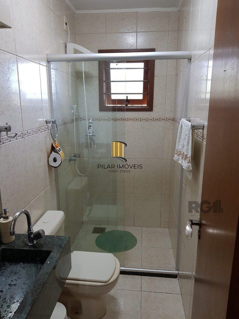 Casa Condominio para Venda - 270m², 3 dormitórios, sendo 3 suites, 2 vagas - Cavalhada