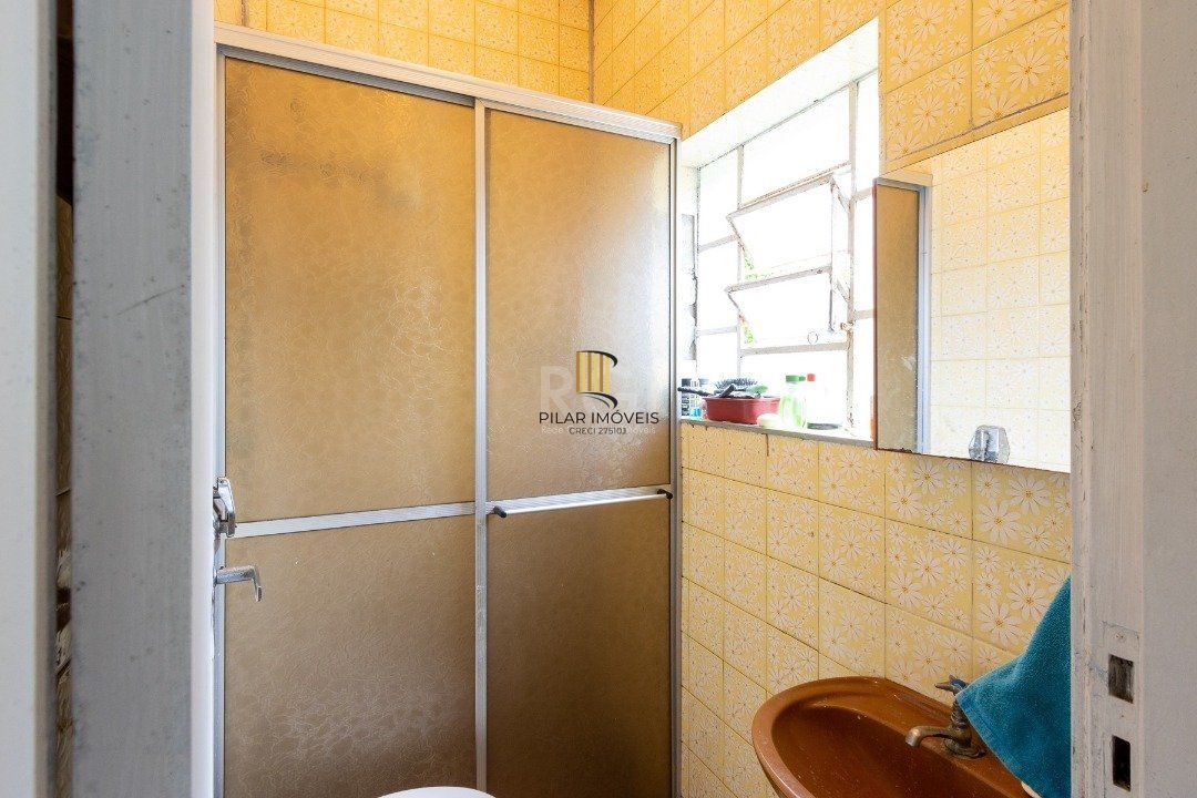 Casa 4 Dormitório(s) Bairro Medianeira