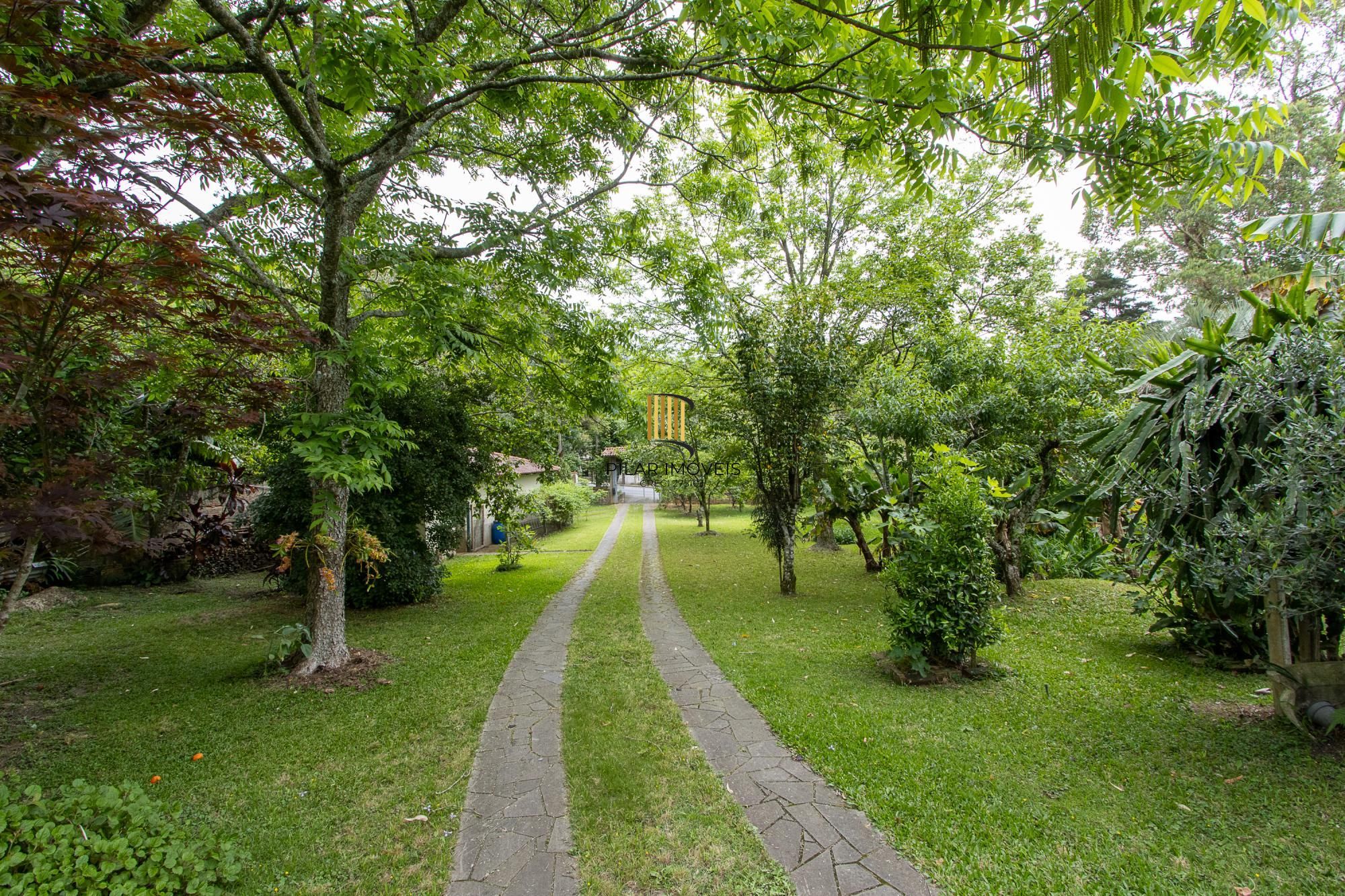 Casa térrea, nova, 3 quartos, 1 suite - Bairro Belém Velho