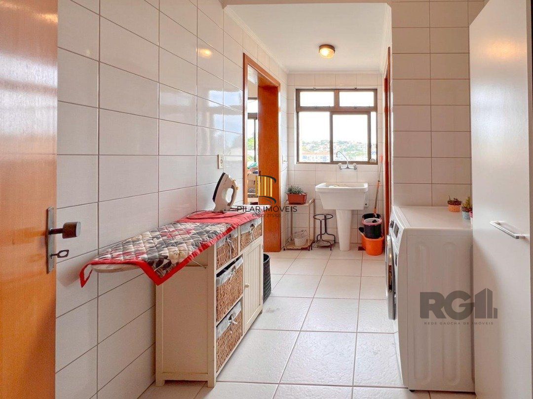 Amplo apartamento à venda com 168m² privativos