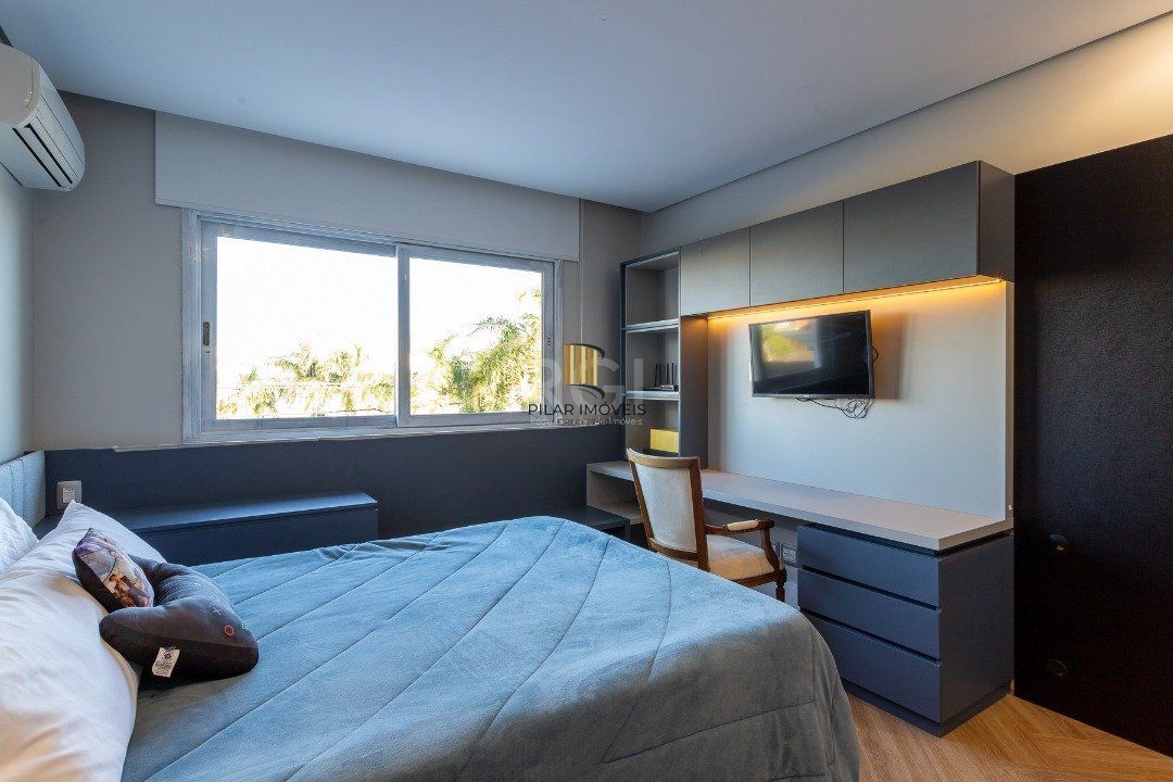 Casa 3 dormitórios no bairro Belém Novo
