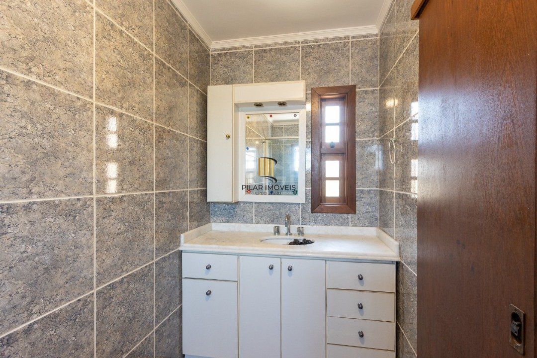 Casa 3 Dormitório(s) Bairro Espirito Santo