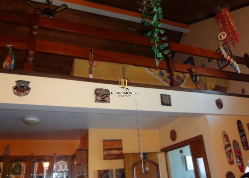 Casa para Venda - 269m², 3 dormitórios, Cristal