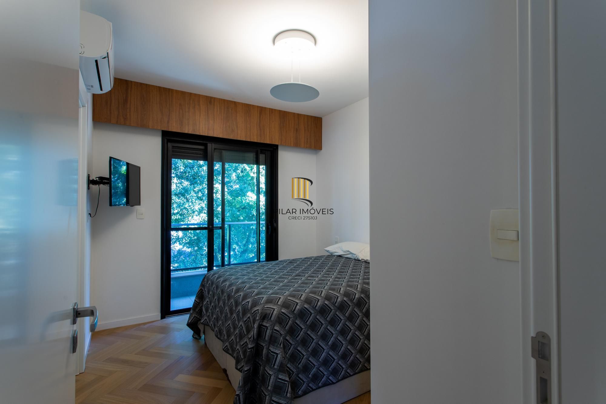 Apartamento 3 dormitórios no bairro Pedra Redonda