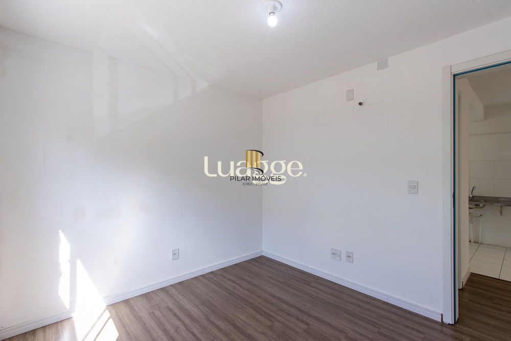 Apartamento 2 quartos, reformado, 1 vaga escriturada - Vila Nova