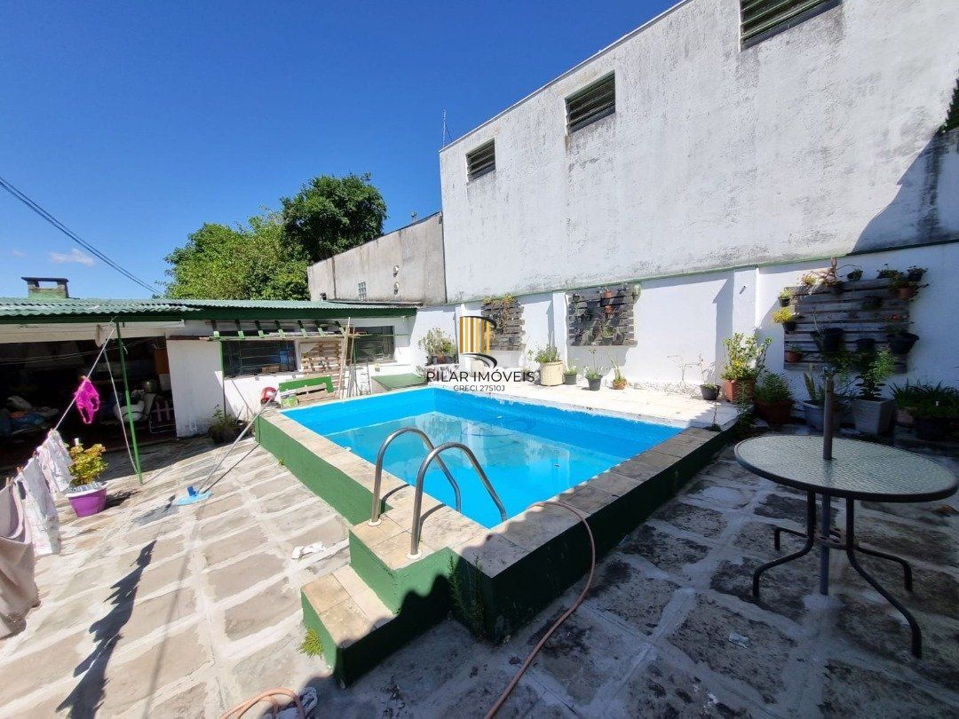 Casa 3 dormitórios no bairro Tristeza