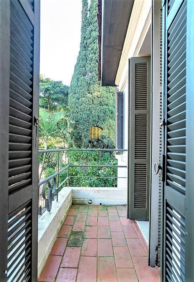 Casa Comercial para Venda - 290m², 0 dormitórios, Menino Deus