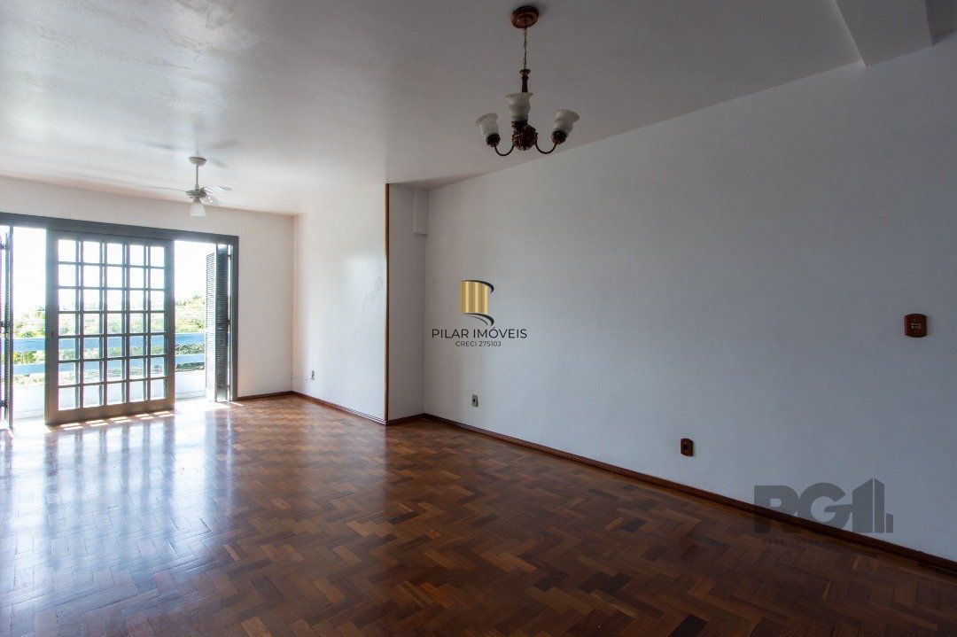 Casa 4 dormitórios no bairro Nonoai