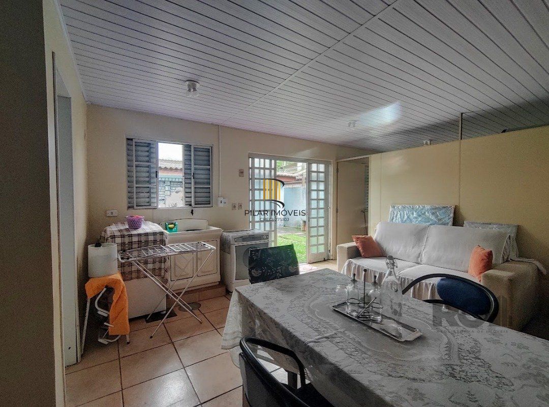 Casa para venda com 3 dormitórios no bairro Tristeza