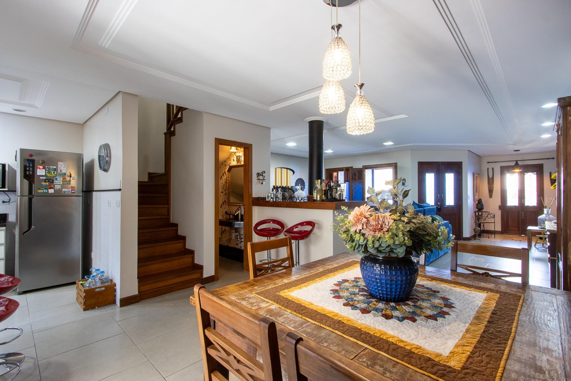 Casa 3 dormitórios com suíte master, terraço e 186m² no Lagos de Nova Ipanema