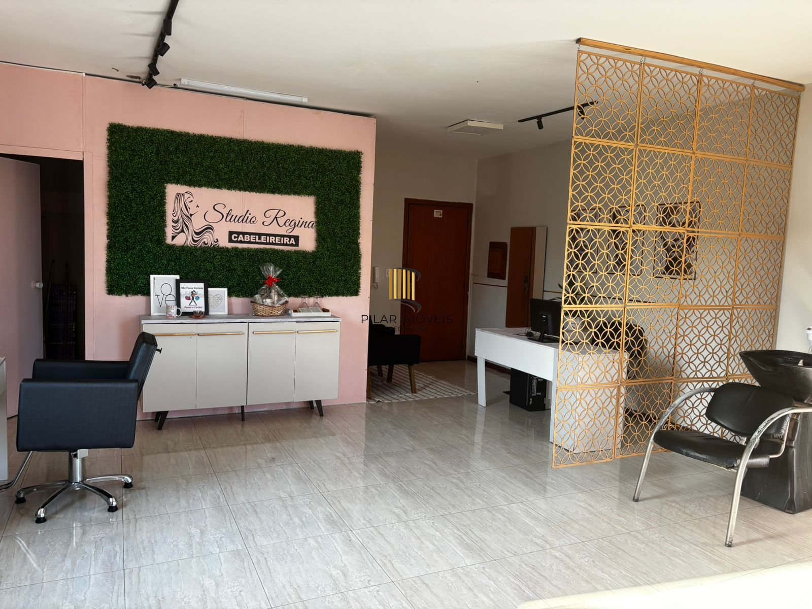 Sala comercial no bairro Cavalhada.